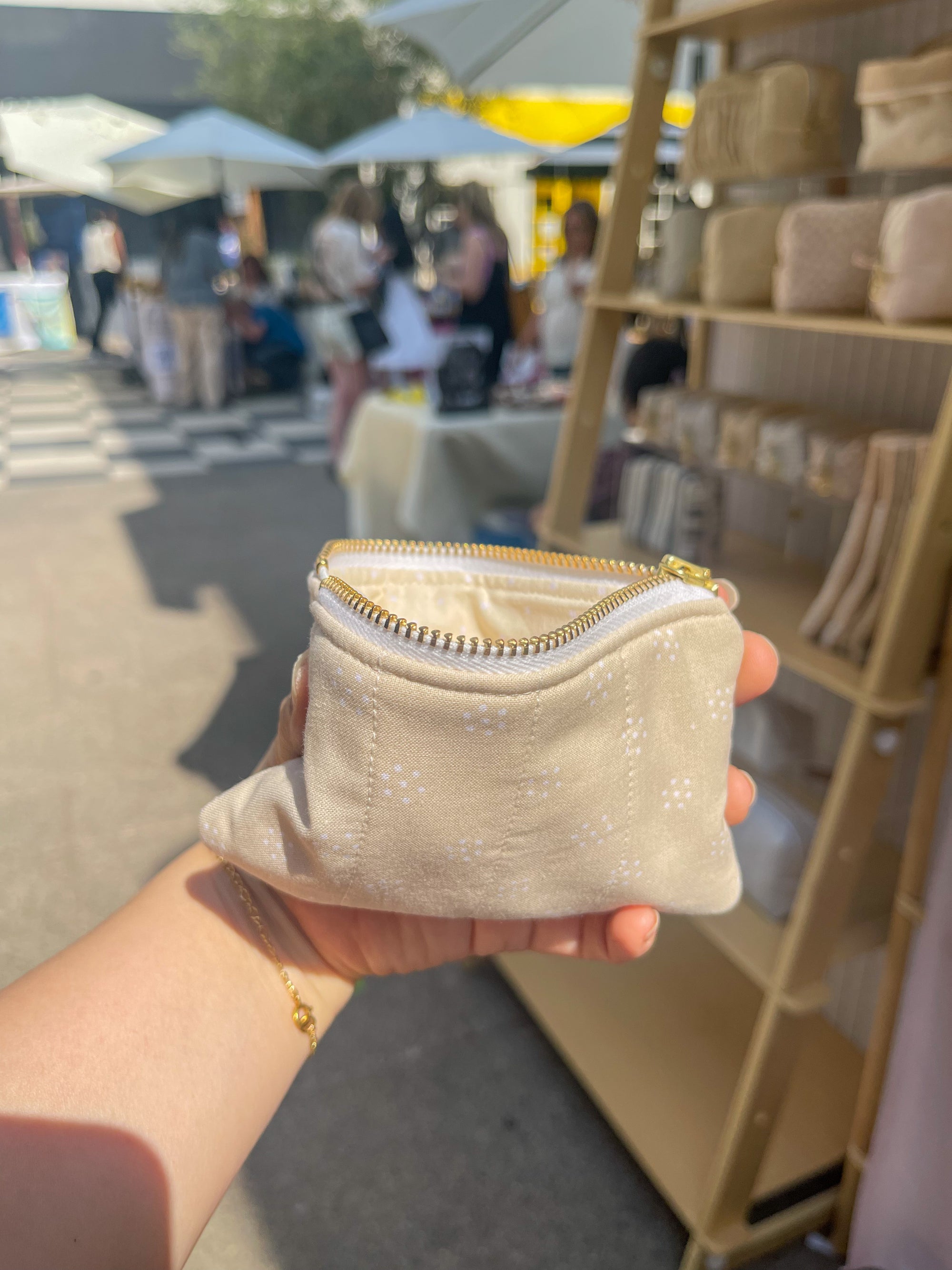 Flat Keychain Pouch - Daisy Tea