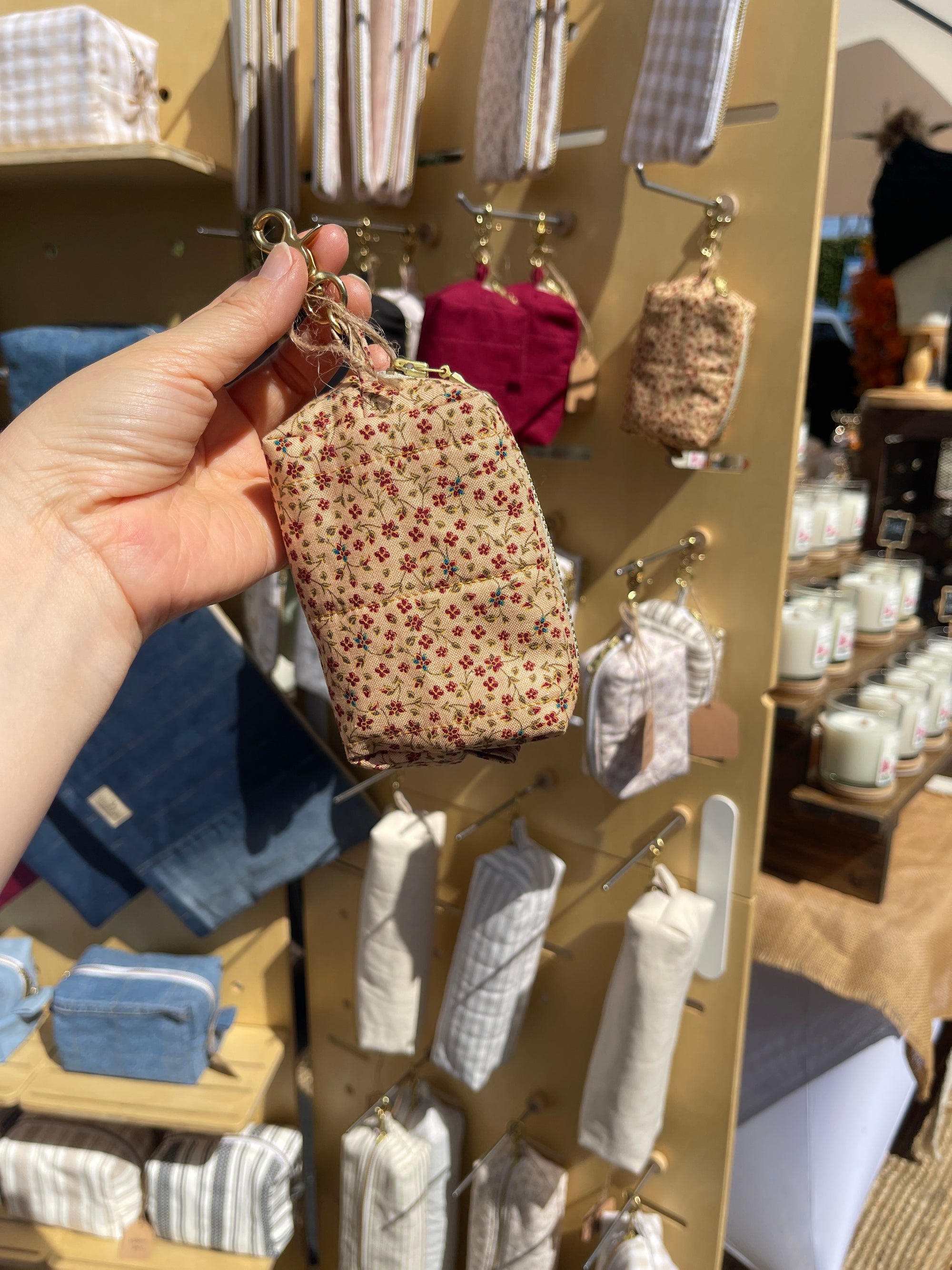 Keychain Boxy - Fall Latte