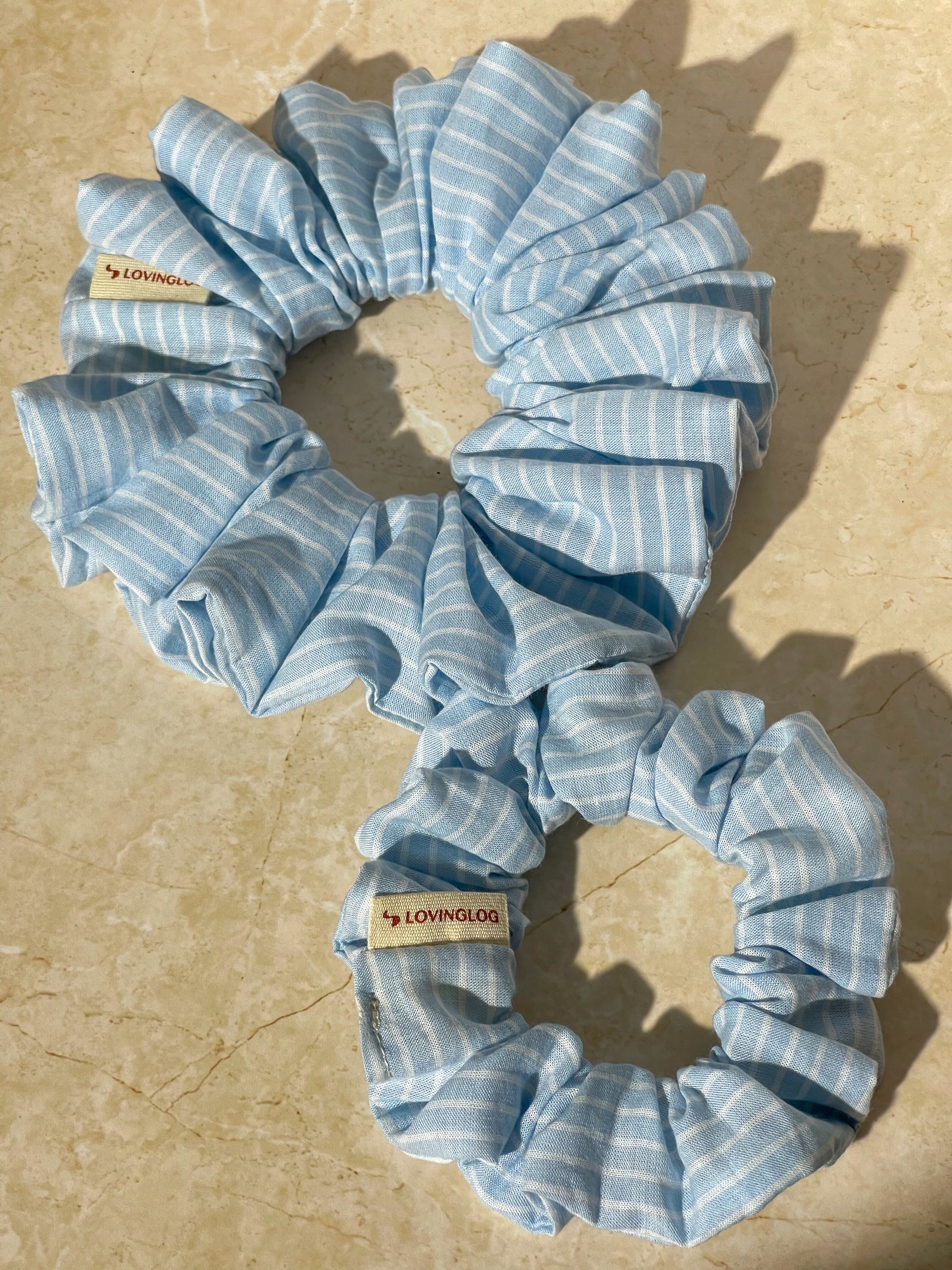 Mini Scrunchie - Blue Tea Latte
