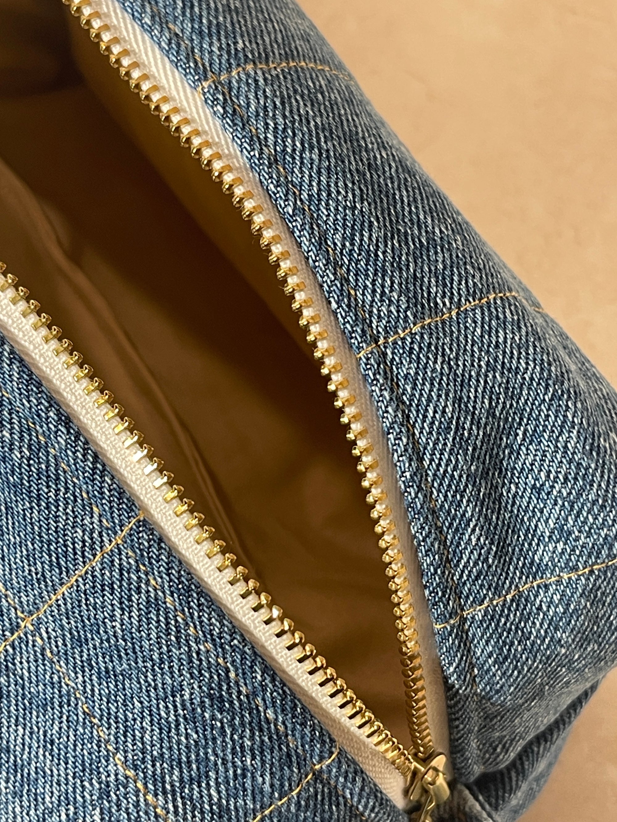 Upcycled Medium Boxy - Blue Jean (1)