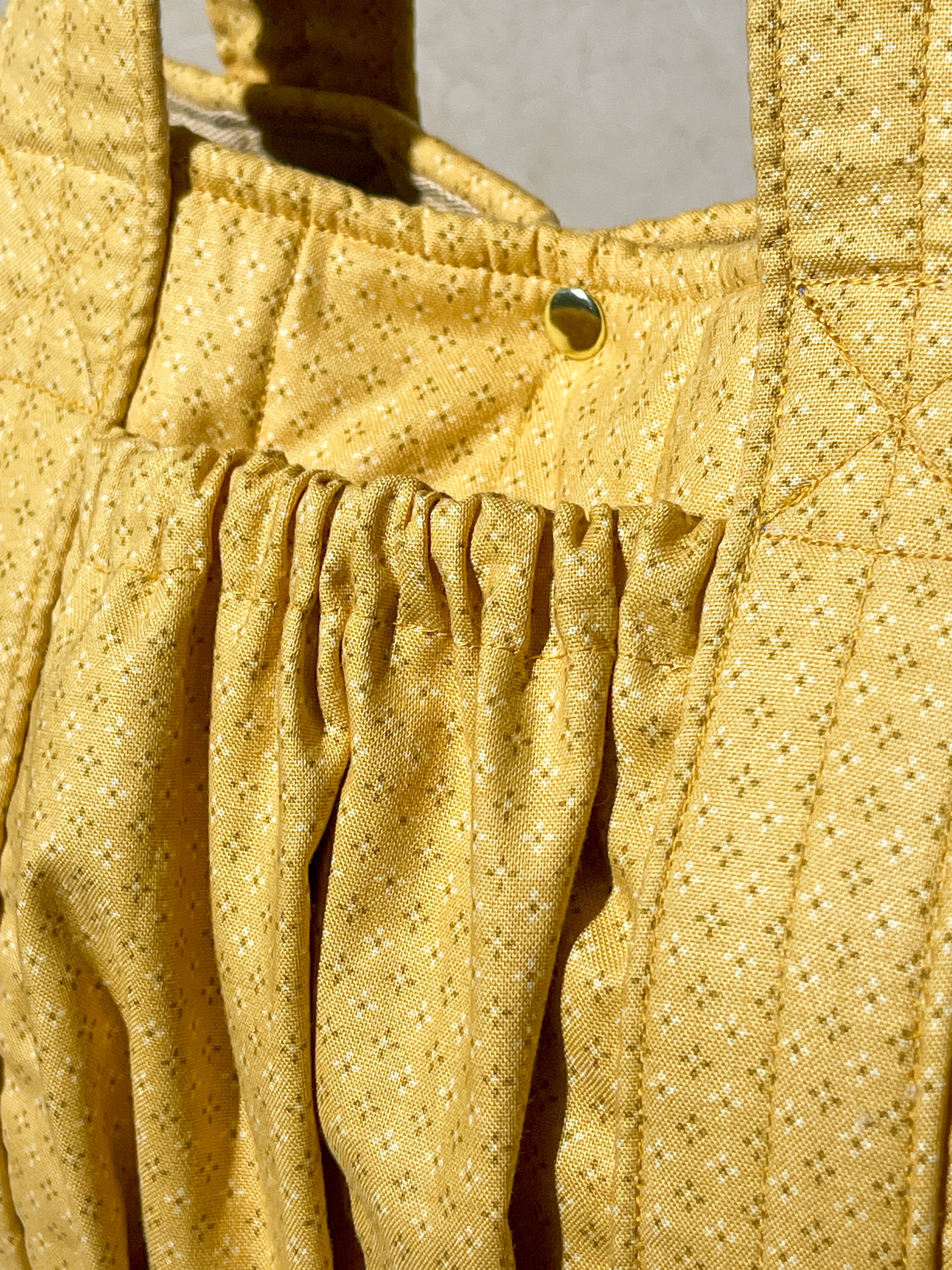 Medium Quilted Tote - Golden Latte