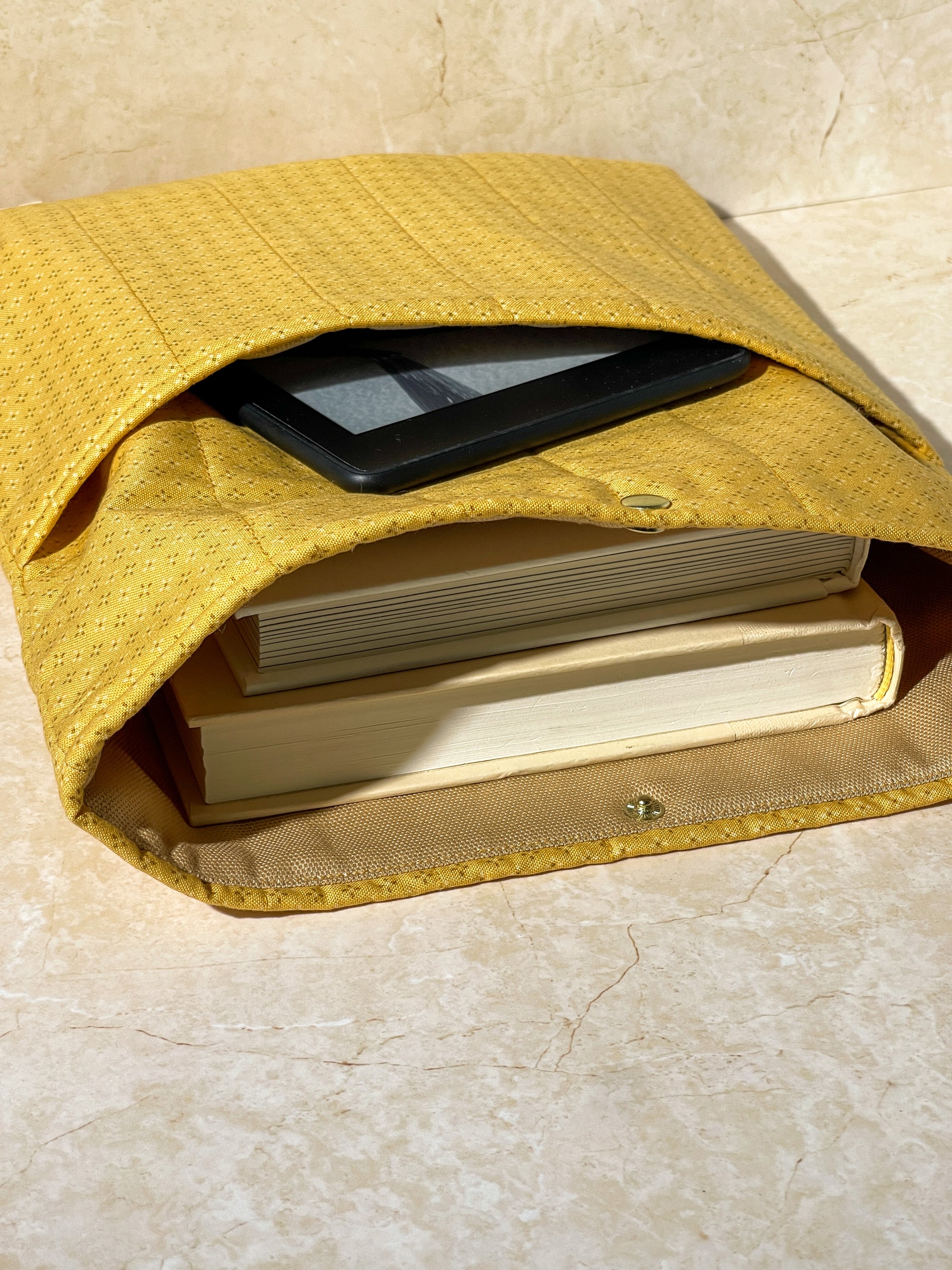 Large Book Sleeve - Golden Latte