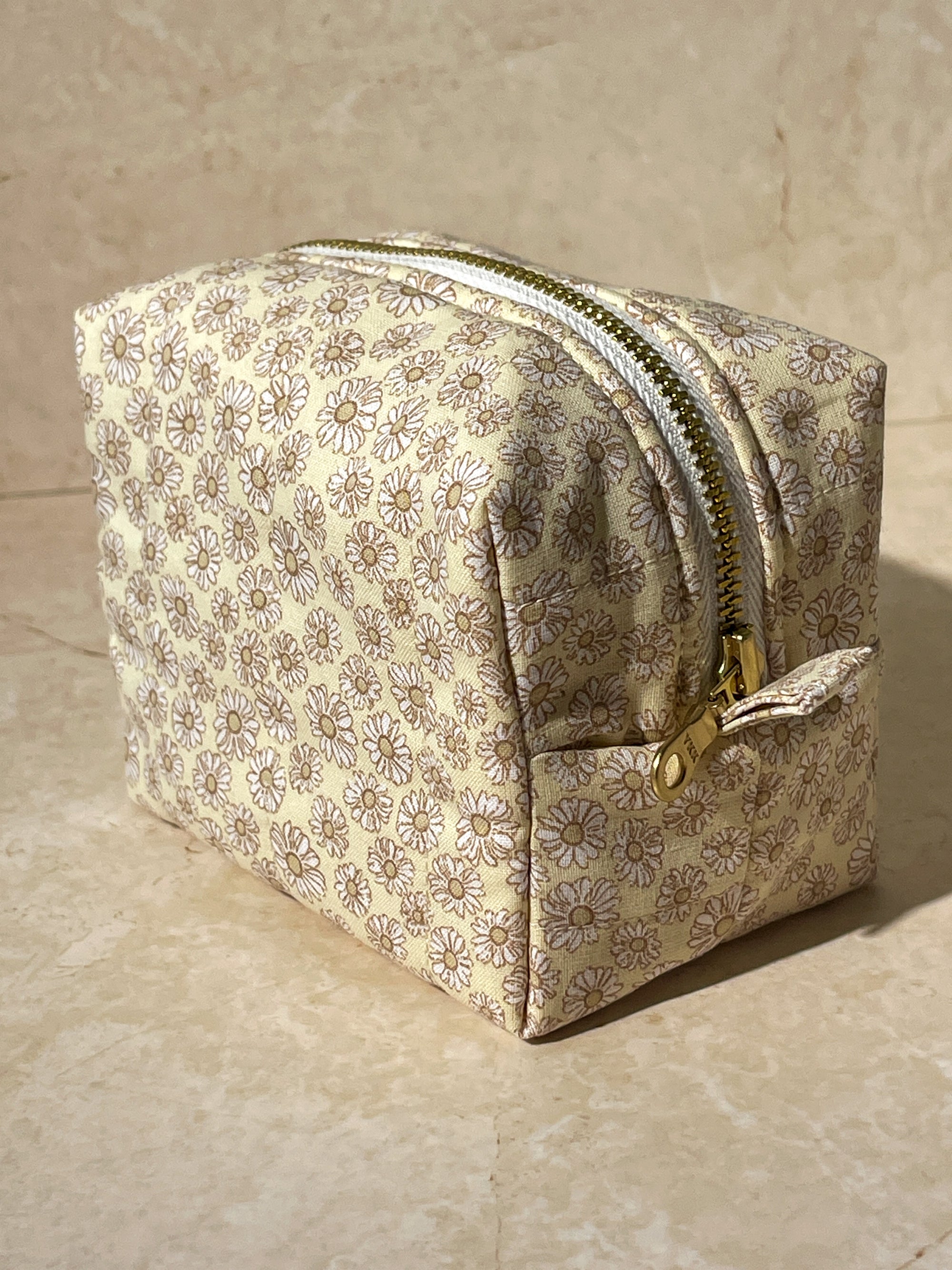 Small Boxy - Daisy Tea