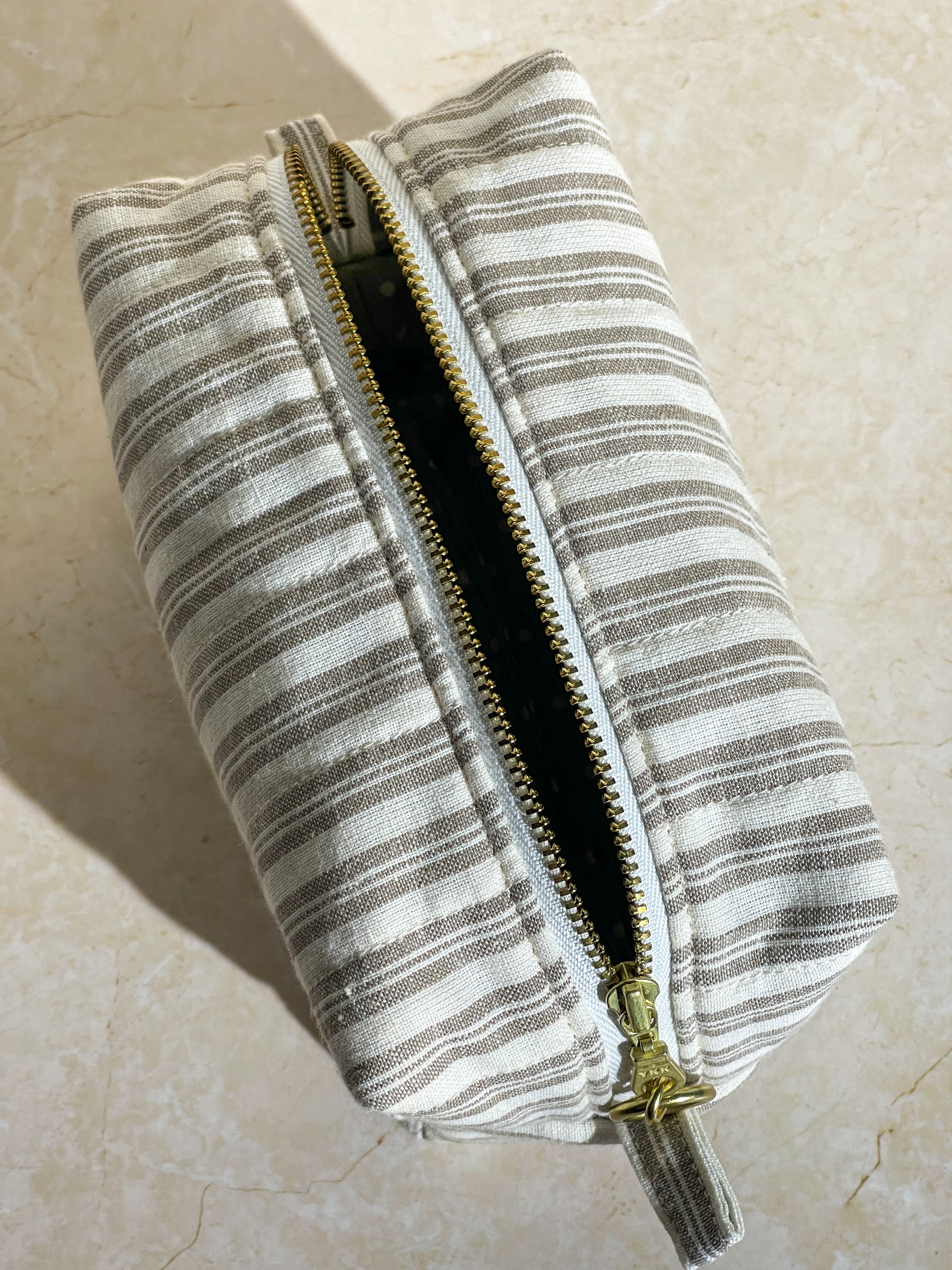 Medium Boxy - Green Tea & Cream