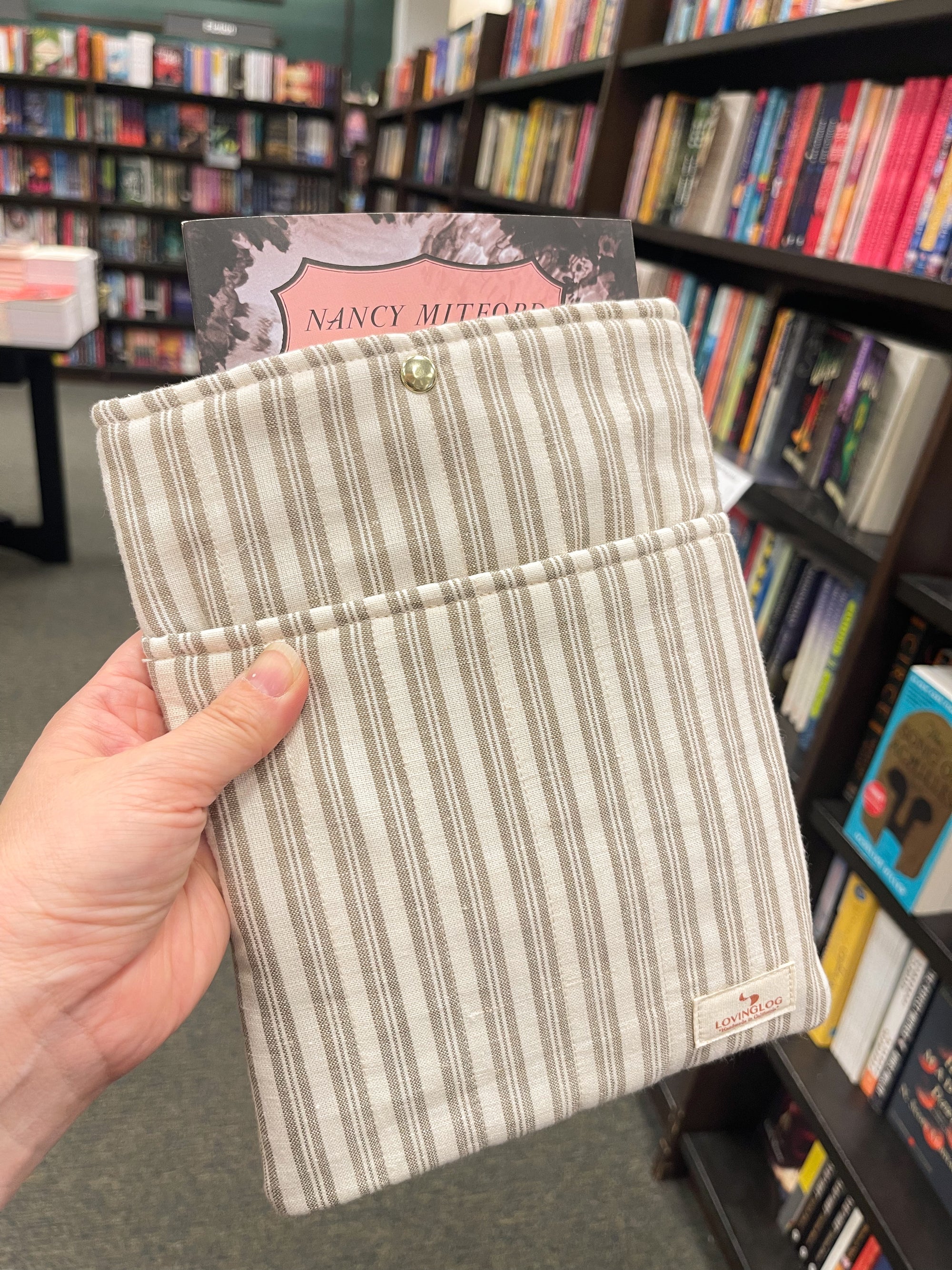 Small Book Sleeve - Black Tea & Cream