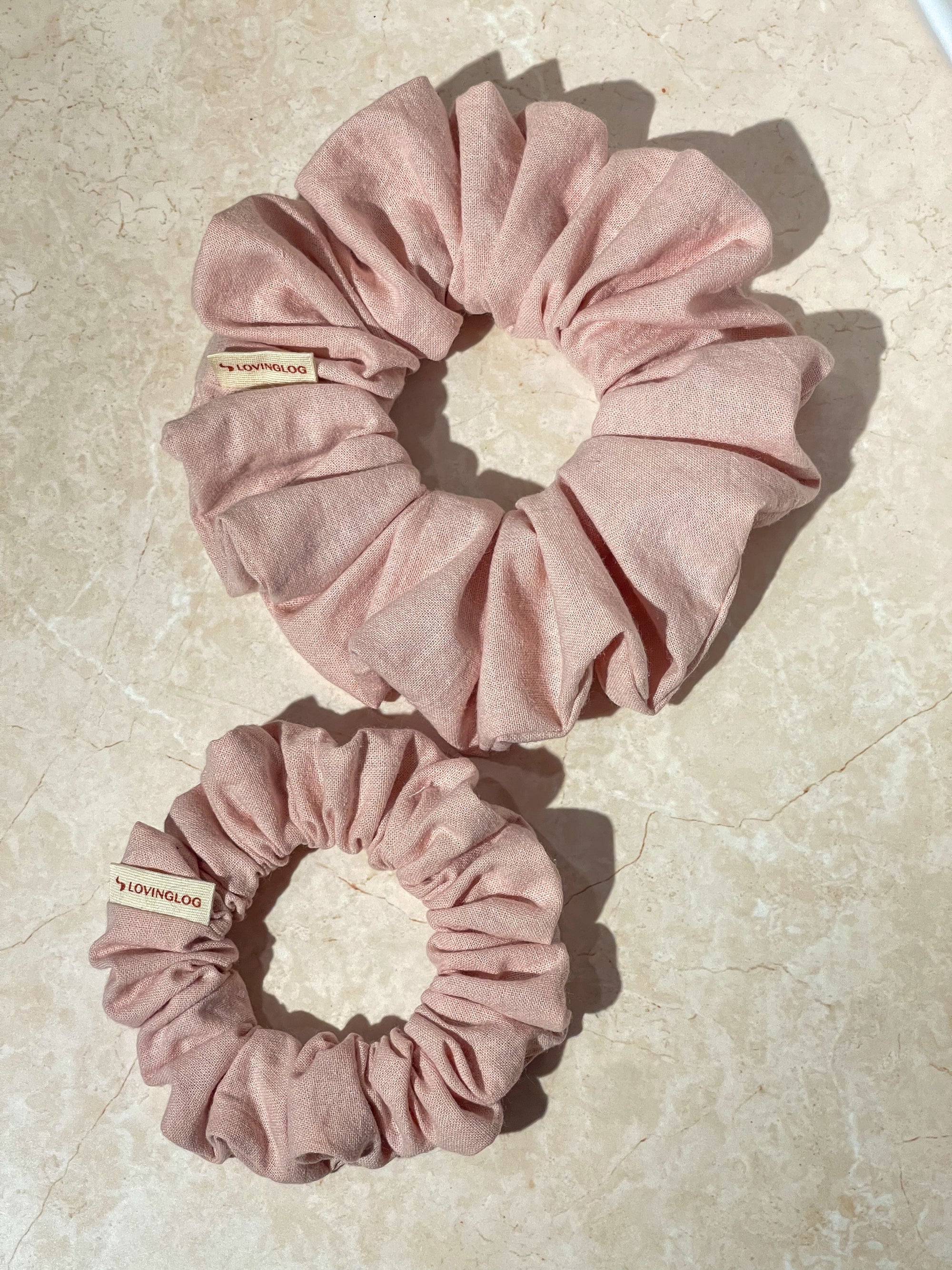 Classic Scrunchie - Strawerry Latte