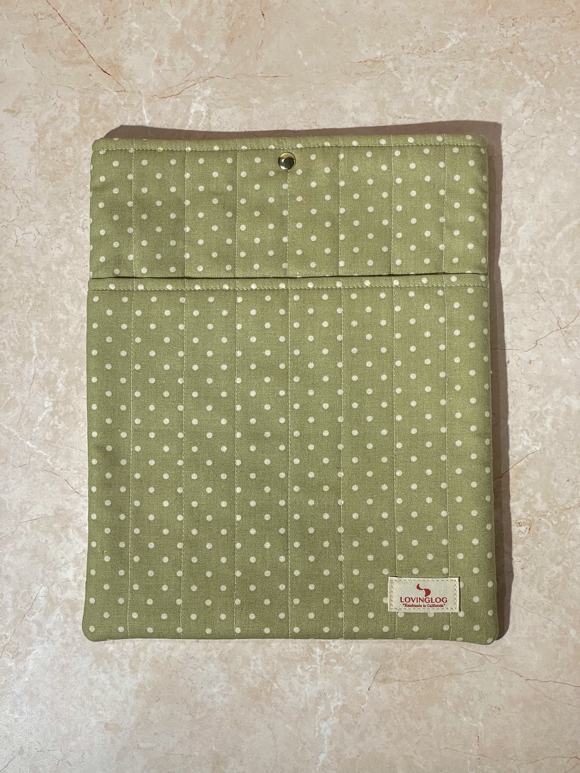 Classic Book Sleeve - Avocado Latte