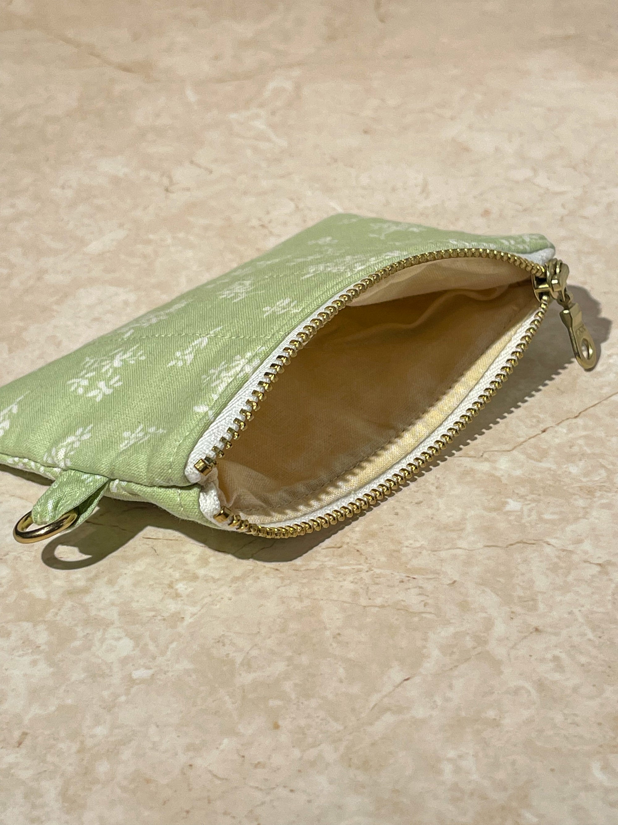 Flat Keychain Pouch - Green Apple Tea