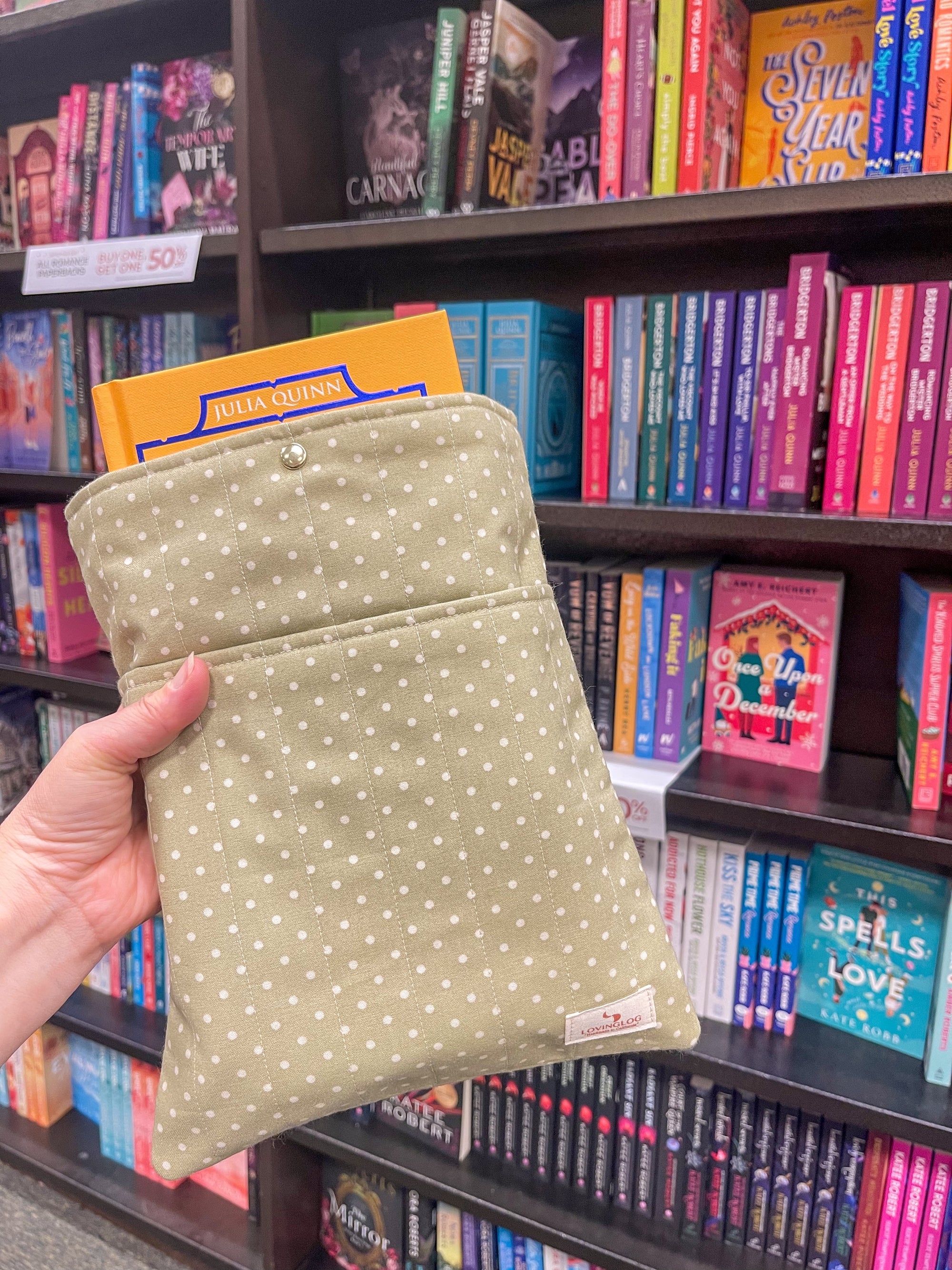 Classic Book Sleeve - Avocado Latte