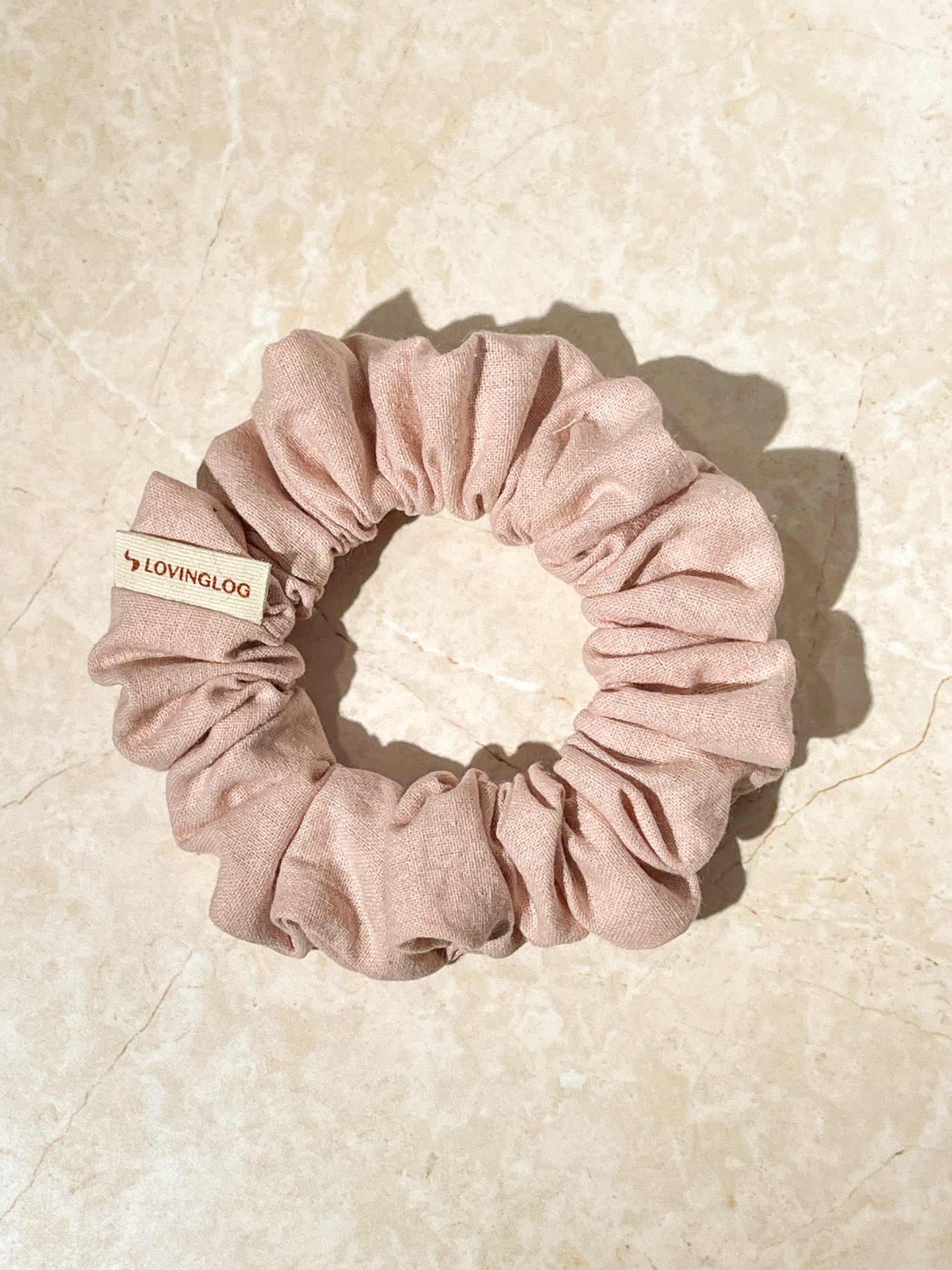 Mini Scrunchie - Strawberry Latte