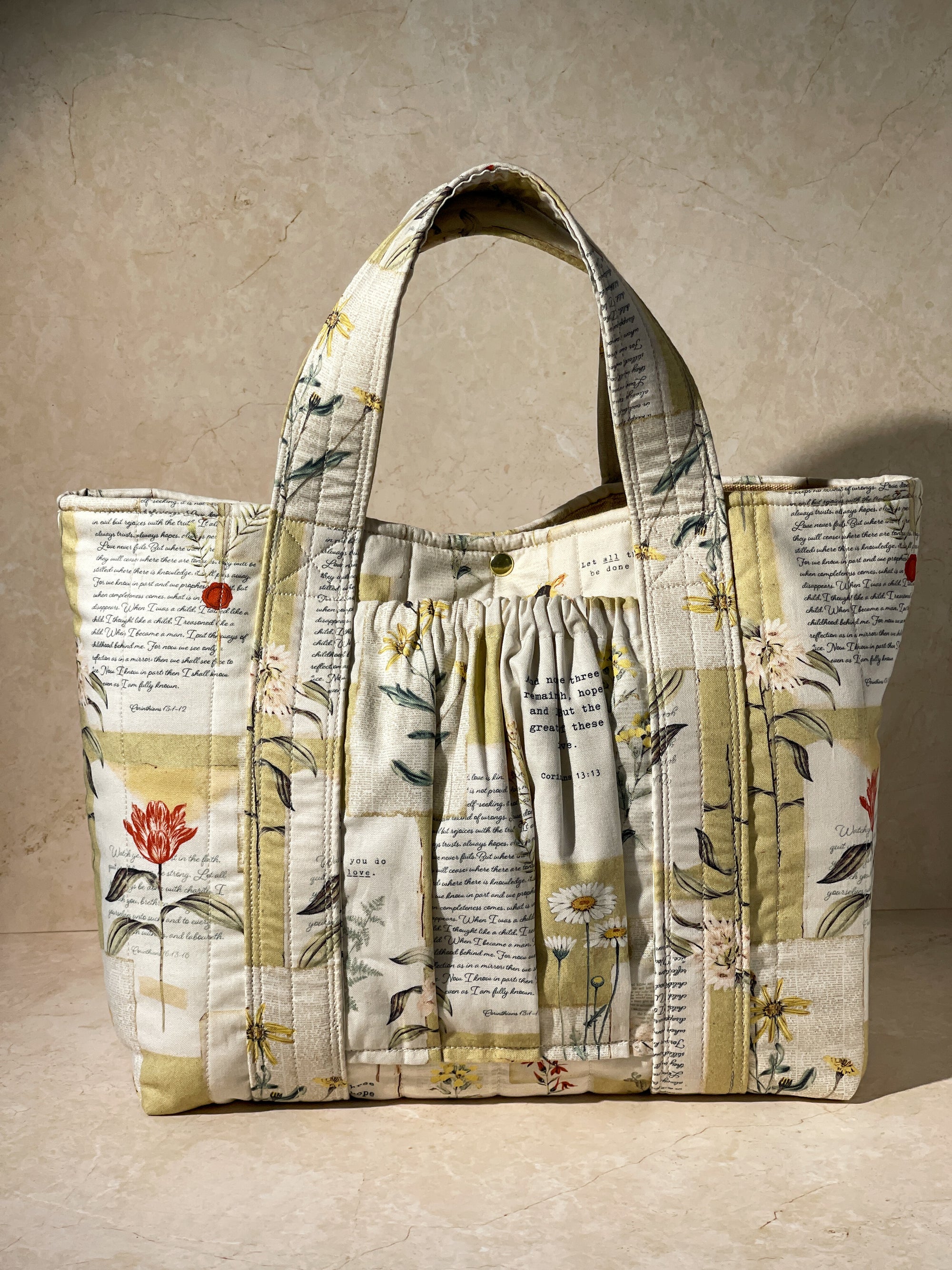 Book / Bible Tote - Corinthians 13:13 [4&quot; Tote]